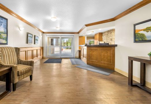 슈어스테이 플러스 호텔