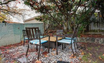 Newark Home w/ Deck & Fire Pit, 16 Mi to NYC!