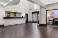 Comfort Inn & Suites Near Tinley Park Amphitheater Hotels in Tinley Park