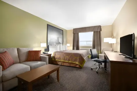 Super 8 by Wyndham Regina