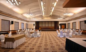 The Mercy Luxury Business Hotel