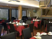 Hotel y Cabañas le Village - breakfast
