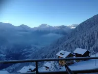 Apartmenthaus Riederhoru A 1. OG Ost
