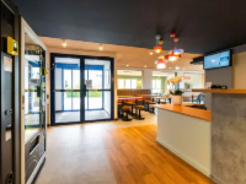Ibis Budget Reims Thillois โรงแรมในมาร์น