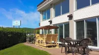 Hotel Vacances Tremblant Hotels in Saint-Faustin-Lac-Carre