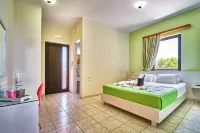 Nanakis Beach Luxury Apartments Hotels in Akrotiri