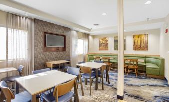 Fairfield Inn & Suites Mobile