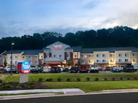Fairfield Inn & Suites Marietta Hotels in Marietta