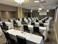 Hilton Garden Inn Oconomowoc Hotels in Delafield