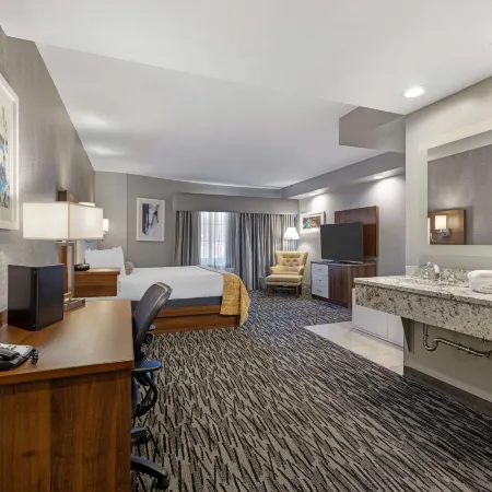 Best Western on the Avenue