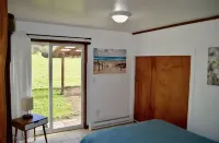 The Driftwood Cottage by The Sea
