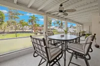5735 - Cozy home in the heart of the Yacht Club!
