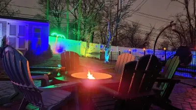 The Good Vibez House! Mini Golf Course,Heated Pool,Hot Tub,Game Room,Angel Wing Hotels near Kohl's