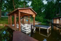 Lakefront Sunset Lagoon w/Dock New Listing