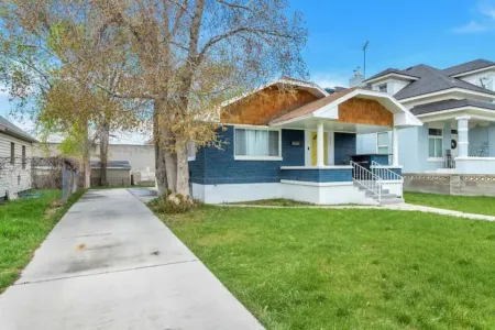 Downtown Provo Retreat Отели рядом с достопримечательностью «Department of Electrical and Computer Engineering»