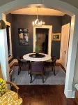 Charming, family-friendly house centrally located in the Garden District!
