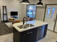 Downtown 2BR Apartment Hotels in Marshall