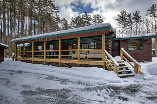 luxury log home mins from Lake George, w/ heated salt water pool!