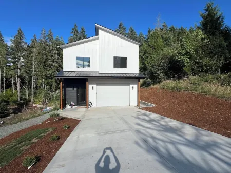 Charming 3-bedroom house in Kelso with WiFi and AC Отели рядом с достопримечательностью «The Rutherglen Mansion»