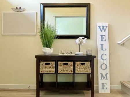 Cozy Netarts Bay Home w/game cave, WiFi, bunk beds Отели в г. Нетартс