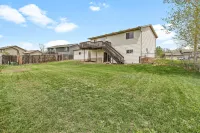 Close to Airport! Newly updated home! Great neighborhood!