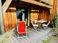 Gemütliche, Modern Ausgestattete Ferienwohnung mit Sonnenterasse und Bergblick Hotels in Oberammergau