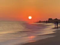 Have it all! The perfect Nantucket getaway for stunning ocean views and beaches!
