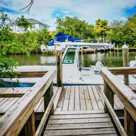 Great Gulf View! Steps to the No.1 Beach in a 2,759 sqft luxury townhome