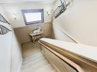 Huge 4Br, Upstairs Den, Hot Tub & Free Shuttle Minutes to Deer Valley Ski Resort