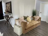 Discover University charm, just steps away