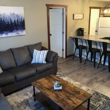 Spacious Northern Black Hills Couples Retreat - 5 Miles from Terry Peak Skiing