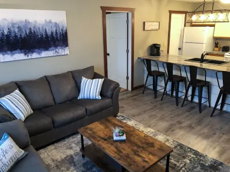 Spacious Northern Black Hills Couples Retreat - 5 Miles from Terry Peak Skiing