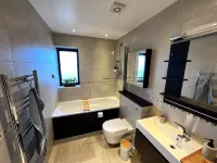 Modern and cozy 2-guest flat with gated parking
