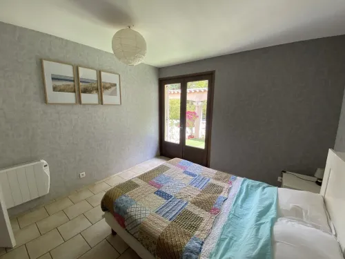 Villa with pool near sea and river Hotel a Montarnaud