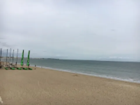 À 5mn à Pied de la Plage et du Marché Studio Dans Petite Résidence Très Calme