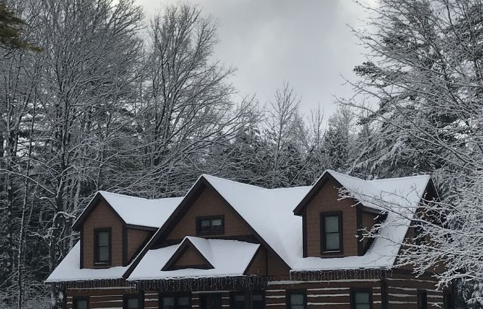 Larsen Lodge Downtown Village Egg Harbor, Sauna, New, Rustic and Elegant.