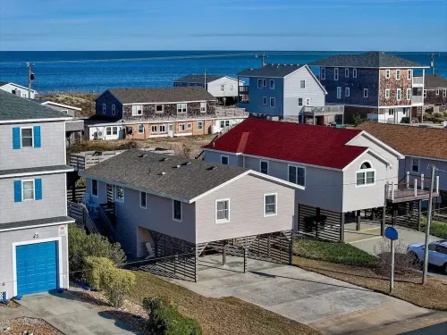 Ocean Views -Dog Friendly- 3rd Row From The Beach