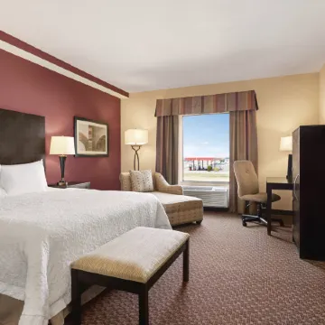 Hampton Inn & Suites Enid
