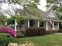 Guesthouse located in historic Toccoa Ga