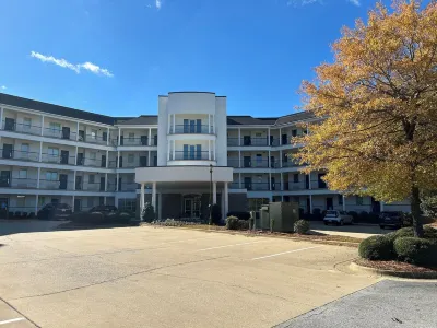 Aubie's Penthouse ~ 3/2 condo in Auburn, Alabama!