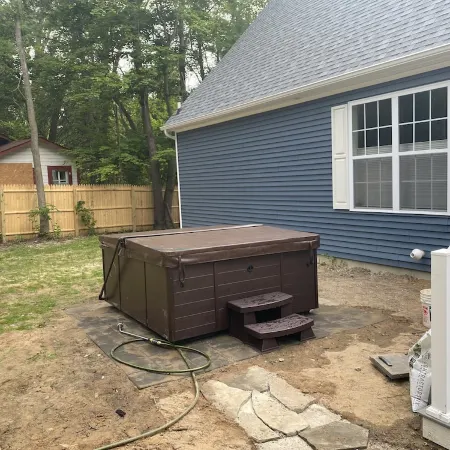 Brand New House, Sleeps 8, Private Beach Rights, Hot Tub!