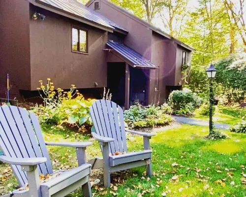 Windfall @ Quechee Club VT: Cozy Updated Condo  A/C, Fireplace -Ski -Golf -Renew Hotels in Quechee