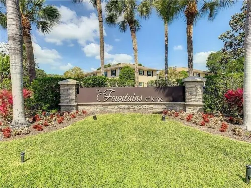 Newly remodeled and 6 minutes from Indian Rocks Beach and the Gulf Coast!