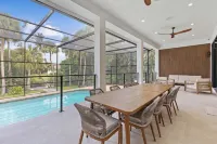 Luxurious Naples retreat!
