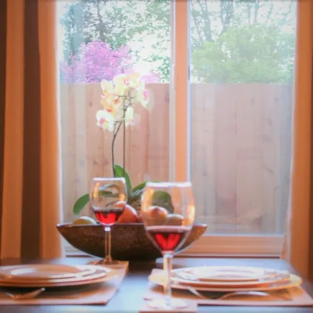 Relax & Enjoy Private Studio w/Courtyard