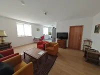 E2 - Modernes 65 qm Apartment 格拉芬沃爾酒店