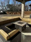 Experience Lake Texoma in just 3 mins! Spacious 4-Bed Vacation Home.