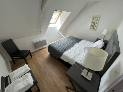 Venez Dormir Dans Lancien Hospice Duzerche