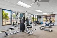 Luxury Villa! Views! 1/2 Mile to Beach! Huge Lanai! Hilton Pass - Entire Stay!