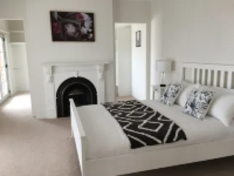 George River Park (Prestige House, 100 Acres, Animals, Bay/Mountain/Town Views)